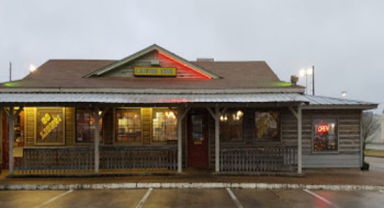 Catfish King Restaurant, 316 N McCoy Blvd., New Boston, TX 75570 Catfish King