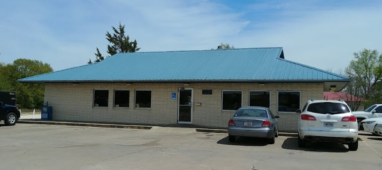 Pitt Grill Restaurant, 912 N. McCoy Blvd., New Boston, TX 75570 Pitt Grill Restaurant